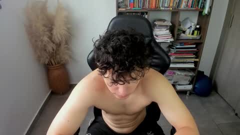 Snapshot of wolker_allan chatting on 02/09/26, 04:22 wolker_allan online show from 02/09/26, 04:22