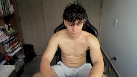 Snapshot of wolker_allan chatting on 02/22/26, 03:21 wolker_allan online show from 02/22/26, 03:21