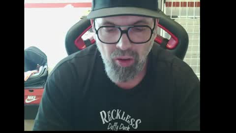Adam online show from 05/02/26, 04:01