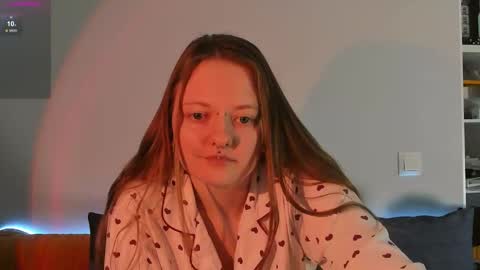 Snapshot of wonderconnie chatting on 01/12/26, 08:08 wonderconnie online show from 01/12/26, 08:08