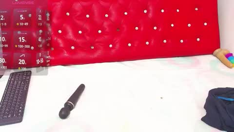   online show from 10/03/25, 07:11