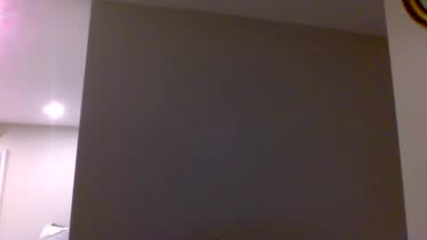 Snapshot of woodeee77 chatting on 11/02/25, 10:12 woodeee77 online show from 11/02/25, 10:12