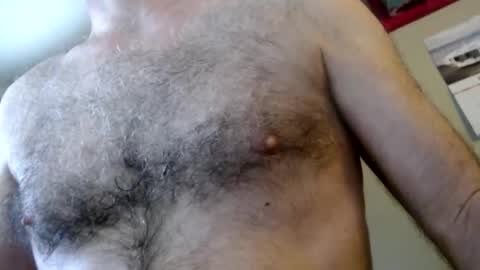 Snapshot of woodiesays chatting on 03/17/26, 03:37 WoodieSays online show from 03/17/26, 03:37