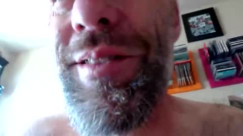 WoodieSays online show from 06/02/26, 03:47