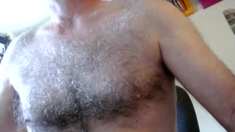 WoodieSays online show from 06/05/26, 04:24
