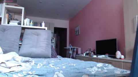 Snapshot of woodland_peony chatting on 05/05/26, 06:10 Woodland Peony online show from 05/05/26, 06:10