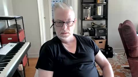 Snapshot of woodman60proton chatting on 11/16/25, 03:39 woodman60proton online show from 11/16/25, 03:39