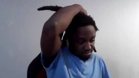 Snapshot of woodpipe69 chatting on 01/01/25, 04:39 Woodpipe69 online show from 01/01/25, 04:39