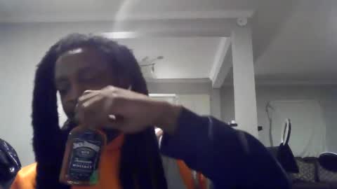 Snapshot of woodpipe69 chatting on 01/02/25, 05:14 Woodpipe69 online show from 01/02/25, 05:14