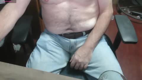 woodworker6473 online show from 10/21/25, 12:33