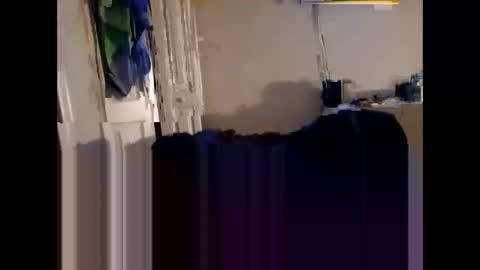 Snapshot of woodywoodpekher chatting on 11/16/25, 08:09 woodywoodpekher online show from 11/16/25, 08:09