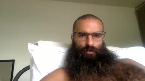 Snapshot of woof_wolf37 chatting on 04/27/26, 03:32 woof_wolf37 online show from 04/27/26, 03:32
