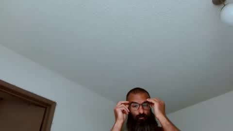 woof_wolf37 online show from 06/08/26, 03:23