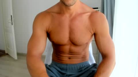 Snapshot of woolfiie chatting on 07/30/26, 08:46 Wolfie online show from 07/30/26, 08:46