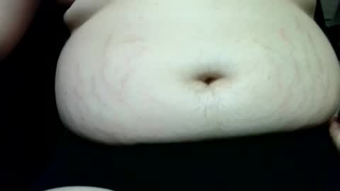 Snapshot of wooltv1 chatting on 12/22/25, 08:28 wooltv1 online show from 12/22/25, 08:28