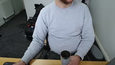 Snapshot of wooyay chatting on 12/11/24, 10:58 Wooyay online show from 12/11/24, 10:58