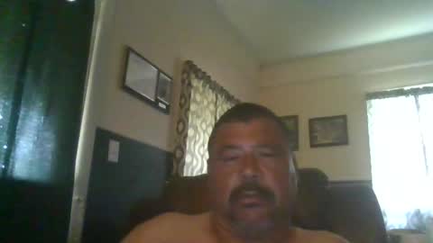 Snapshot of woperator12 chatting on 05/16/26, 11:14 woperator12 online show from 05/16/26, 11:14