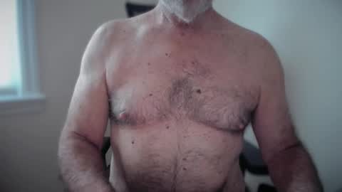 Snapshot of workmyassxxx chatting on 04/23/26, 11:07 workmyassxxx online show from 04/23/26, 11:07