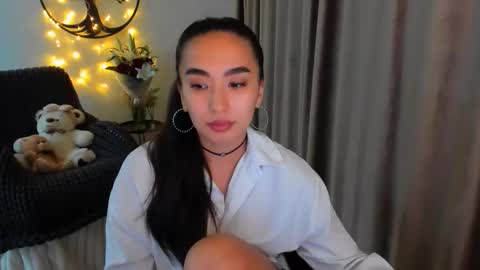 Snapshot of worldofkim chatting on 02/19/26, 08:49 dudetta Kim online show from 02/19/26, 08:49