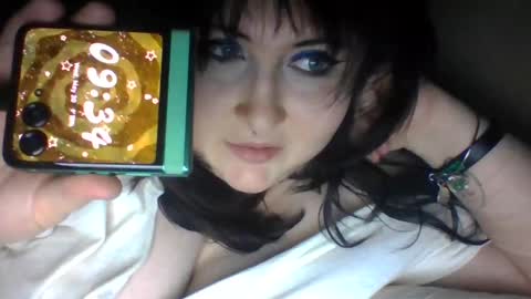 Snapshot of worshipclem chatting on 05/21/26, 01:34 Clementine online show from 05/21/26, 01:34