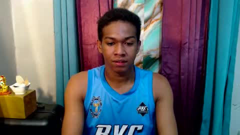 Snapshot of worshipmycockxxx chatting on 12/23/25, 06:22 Josh This is my new account now online show from 12/23/25, 06:22