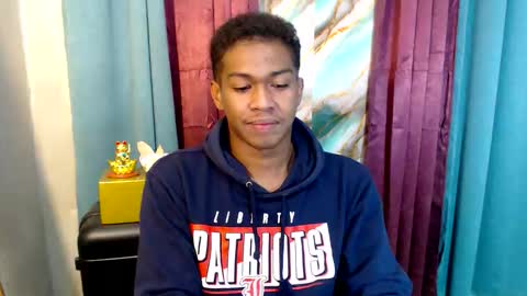 Snapshot of worshipmycockxxx chatting on 01/08/26, 07:49 Josh This is my new account now online show from 01/08/26, 07:49