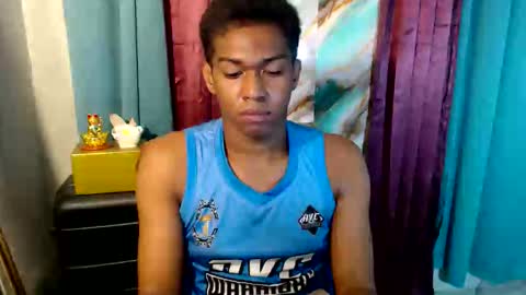 Snapshot of worshipmycockxxx chatting on 01/14/26, 01:11 Josh This is my new account now online show from 01/14/26, 01:11