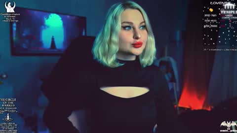 Snapshot of wounded_goddess chatting on 12/19/25, 05:36 Goddess Sophy online show from 12/19/25, 05:36