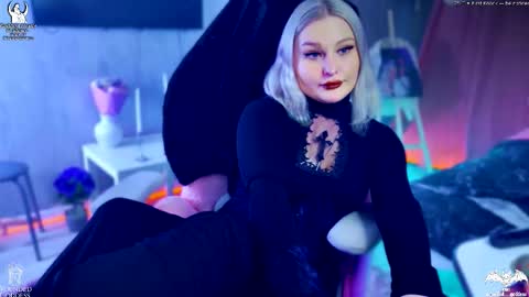 Snapshot of wounded_goddess chatting on 02/03/26, 06:40 Goddess Sophy online show from 02/03/26, 06:40