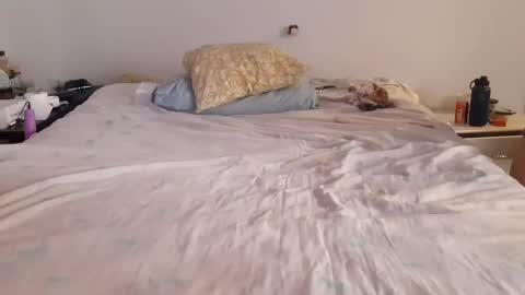 Cuteipie online show from 09/12/25, 11:15