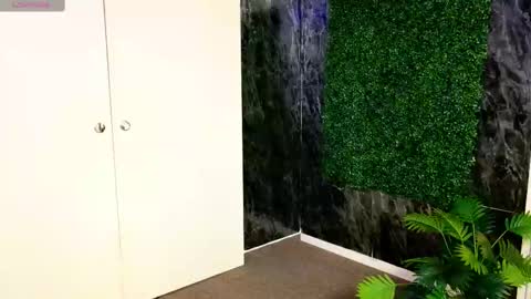 Snapshot of wowrivers chatting on 02/17/25, 10:36 Nessa online show from 02/17/25, 10:36