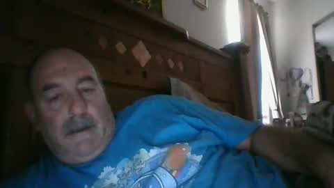 Snapshot of wtng4u chatting on 11/30/25, 04:11 wtng4u online show from 11/30/25, 04:11