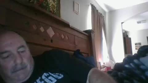 Snapshot of wtng4u chatting on 02/14/26, 05:53 wtng4u online show from 02/14/26, 05:53