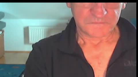 Wuki online show from 10/24/25, 12:01