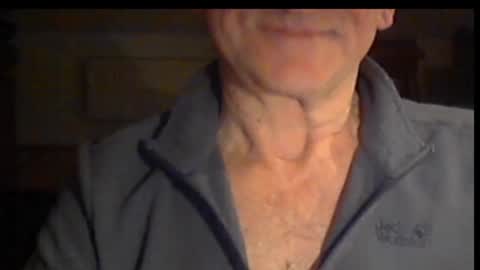 Snapshot of wuki123 chatting on 01/08/26, 04:09 Wuki online show from 01/08/26, 04:09