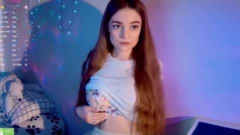 Snapshot of wxiuixw chatting on 12/02/24, 07:49 Sonya online show from 12/02/24, 07:49