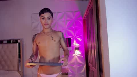 wyatt online show from 12/15/25, 02:27