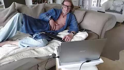 WyattEarp64 online show from 04/09/26, 08:09