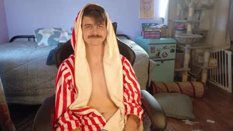 Wyatt online show from 12/19/25, 04:36