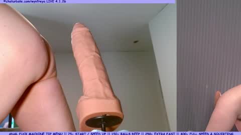 Snapshot of wynfreya chatting on 04/01/26, 11:00 Wyn online show from 04/01/26, 11:00