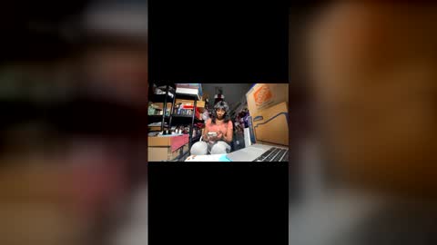 Snapshot of wynterheat chatting on 05/25/26, 02:39 Wynter Heat online show from 05/25/26, 02:39