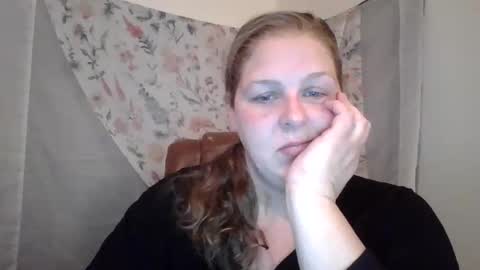 Snapshot of x0_jade chatting on 11/22/25, 03:49 x0_jade online show from 11/22/25, 03:49