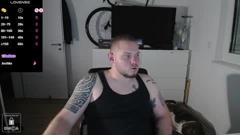 Snapshot of x19marco93x chatting on 12/19/24, 06:56 x19marco93x online show from 12/19/24, 06:56