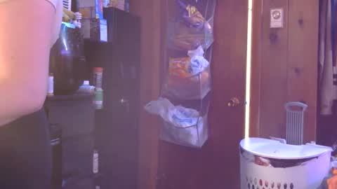 Snapshot of x2kayx2 chatting on 10/30/25, 02:13 x2kayx2 online show from 10/30/25, 02:13