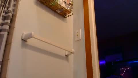 Snapshot of x2kayx2 chatting on 11/01/25, 01:35 x2kayx2 online show from 11/01/25, 01:35