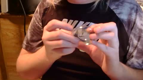 Snapshot of x2kayx2 chatting on 01/11/26, 12:43 x2kayx2 online show from 01/11/26, 12:43