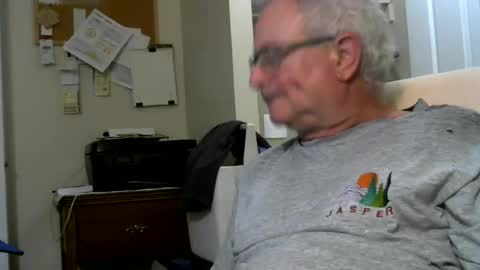 Snapshot of x811forfunx chatting on 07/01/26, 02:02 Drew online show from 07/01/26, 02:02