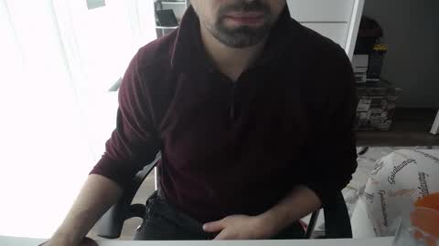 Snapshot of x_____0_____x chatting on 01/10/26, 10:28 Mr. Lonely online show from 01/10/26, 10:28