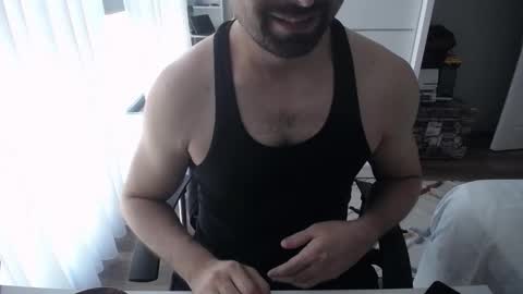 Snapshot of x_____0_____x chatting on 01/14/26, 10:54 Mr. Lonely online show from 01/14/26, 10:54