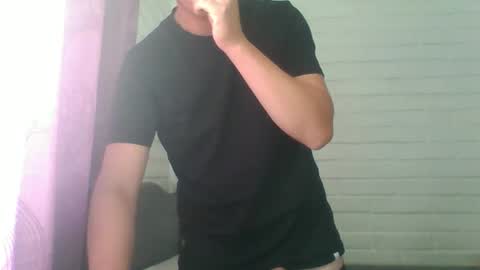 Snapshot of x_andrescam chatting on 01/08/26, 09:28 x_andrescam online show from 01/08/26, 09:28